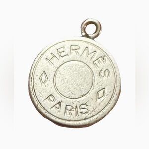 Hermès AUTHENTIC Bijouterie Fantaisie Clou de Selle Logo Silver Pendant Charm